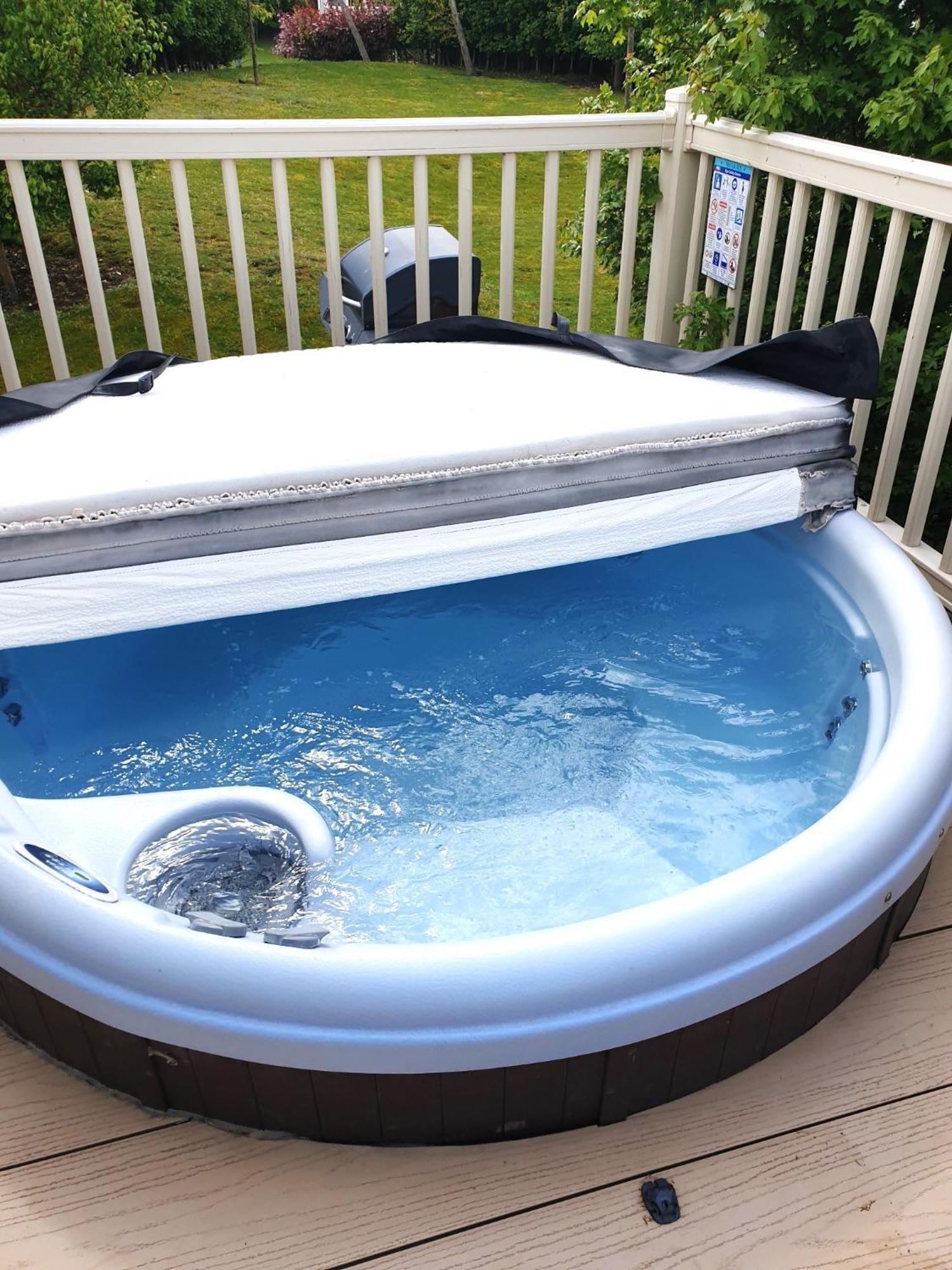 16 Anglers Acre Luxury Hot Tub Break Tattershall Lakes Exterior foto